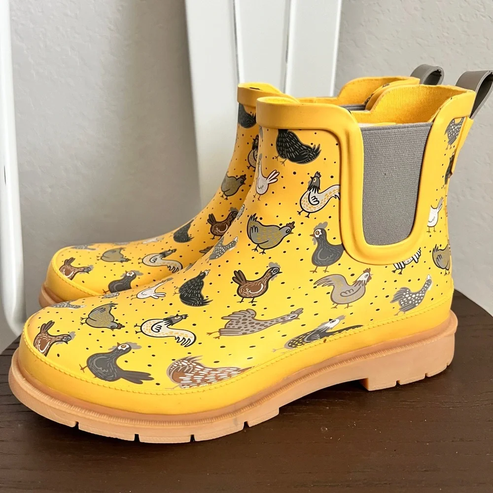 Western Chief Hen Frenzy Yellow Chelsea Rain Boots Chickens Hens 7